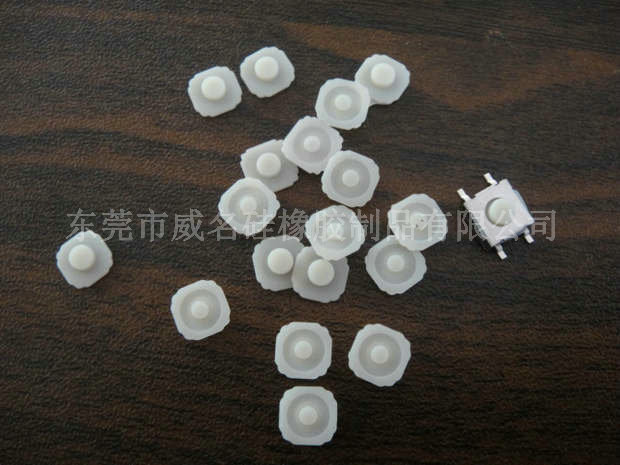 有腳單點硅膠按鍵，觸感非常